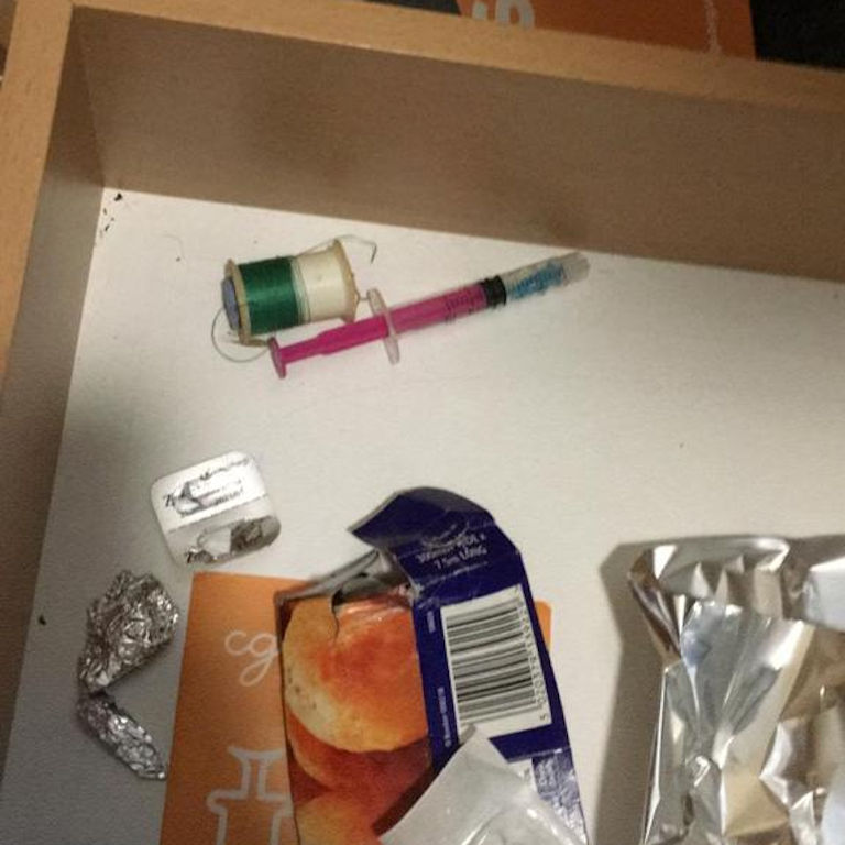 Cleaning and Waste Clearance Needle and Drug Wrap Removal Cleaning and Waste Clearance Needle and Drug Wrap Removal